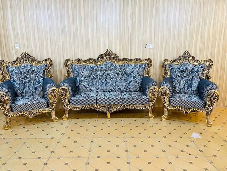 مبل استیل سلطنتی