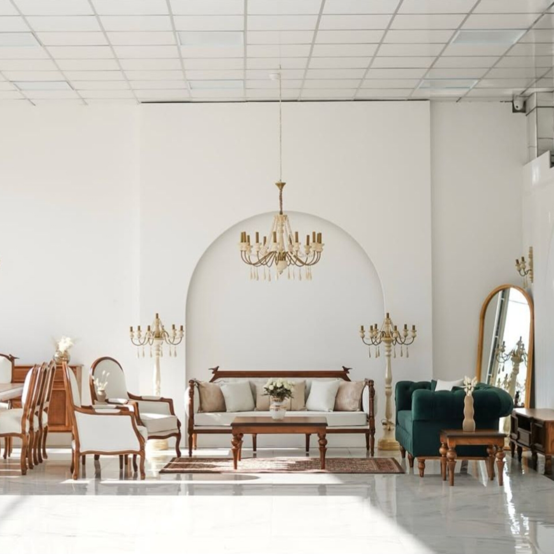 مبل کلاسیک ۸ نفره گنجشگی